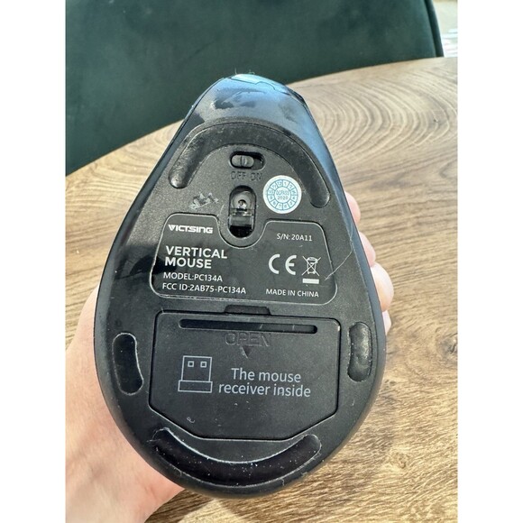 Wireless Mouse Victsing Vertical PC134A Black With USB Dongle 2.4GHz Works Great - Picture 4 of 5